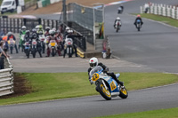 Vintage-motorcycle-club;eventdigitalimages;mallory-park;mallory-park-trackday-photographs;no-limits-trackdays;peter-wileman-photography;trackday-digital-images;trackday-photos;vmcc-festival-1000-bikes-photographs